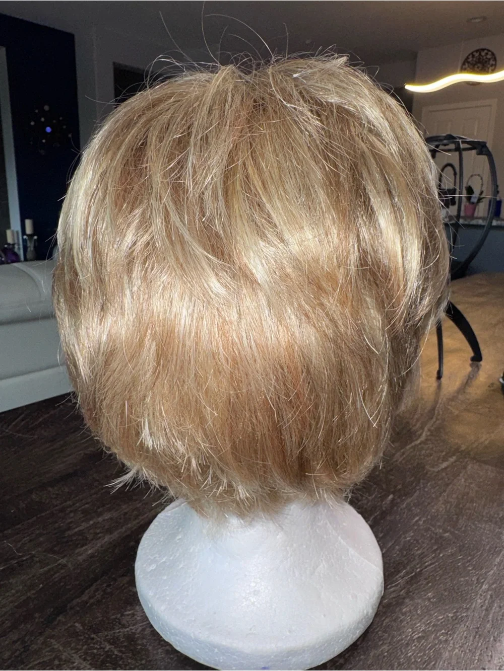 Raquel Welch Blonde Short Layered Women's Wig, like Voltage - Neutral Blonde #4